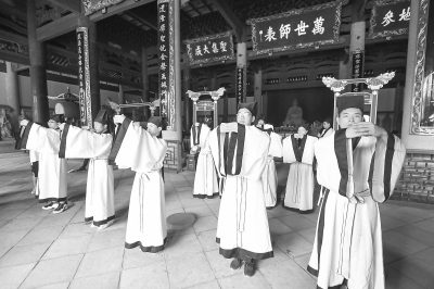 福州文庙举办“释菜礼”